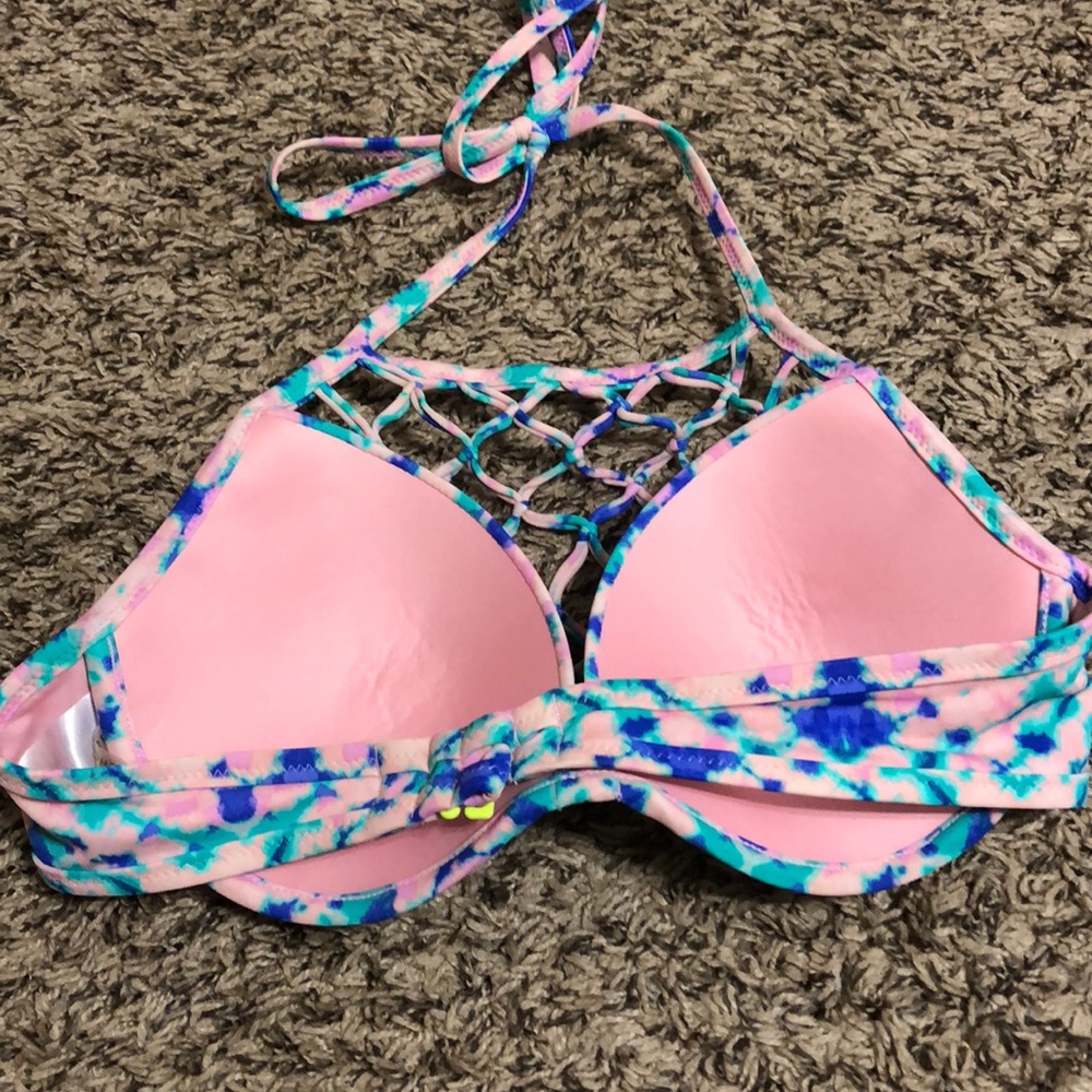 Fishnet Bikini Top - Picture 3 of 3